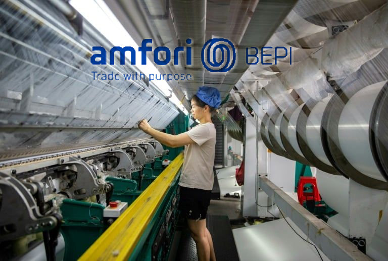 Producción industrial en China se contrae en agosto por quinto mes consecutivo.jpg Producción industrial en China se contrae en agosto por quinto mes consecutivo.jpg